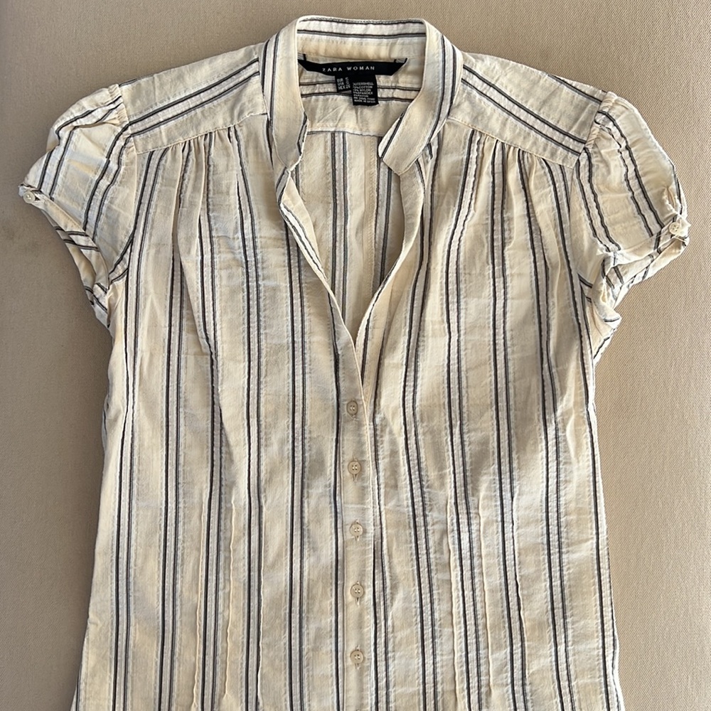 Zara Woman Striped Buttondown - Picture 8 of 8